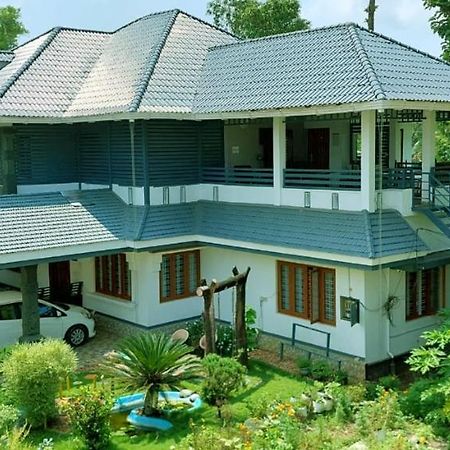 Brothers Homestay Alappuzha Zewnętrze zdjęcie