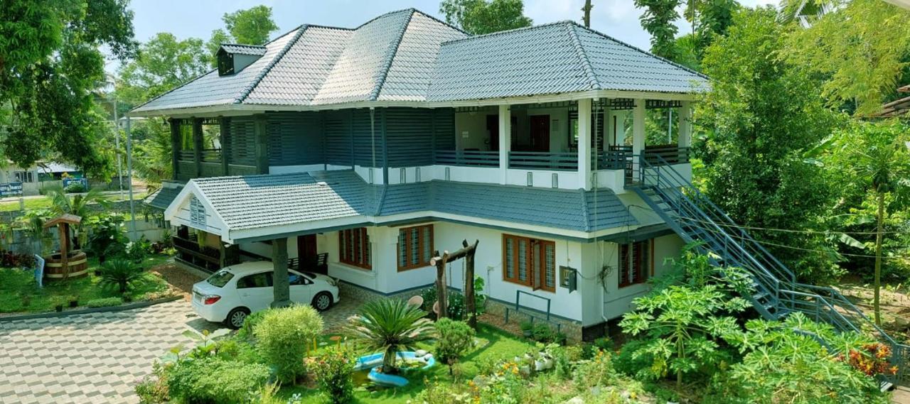 Brothers Homestay Alappuzha Zewnętrze zdjęcie